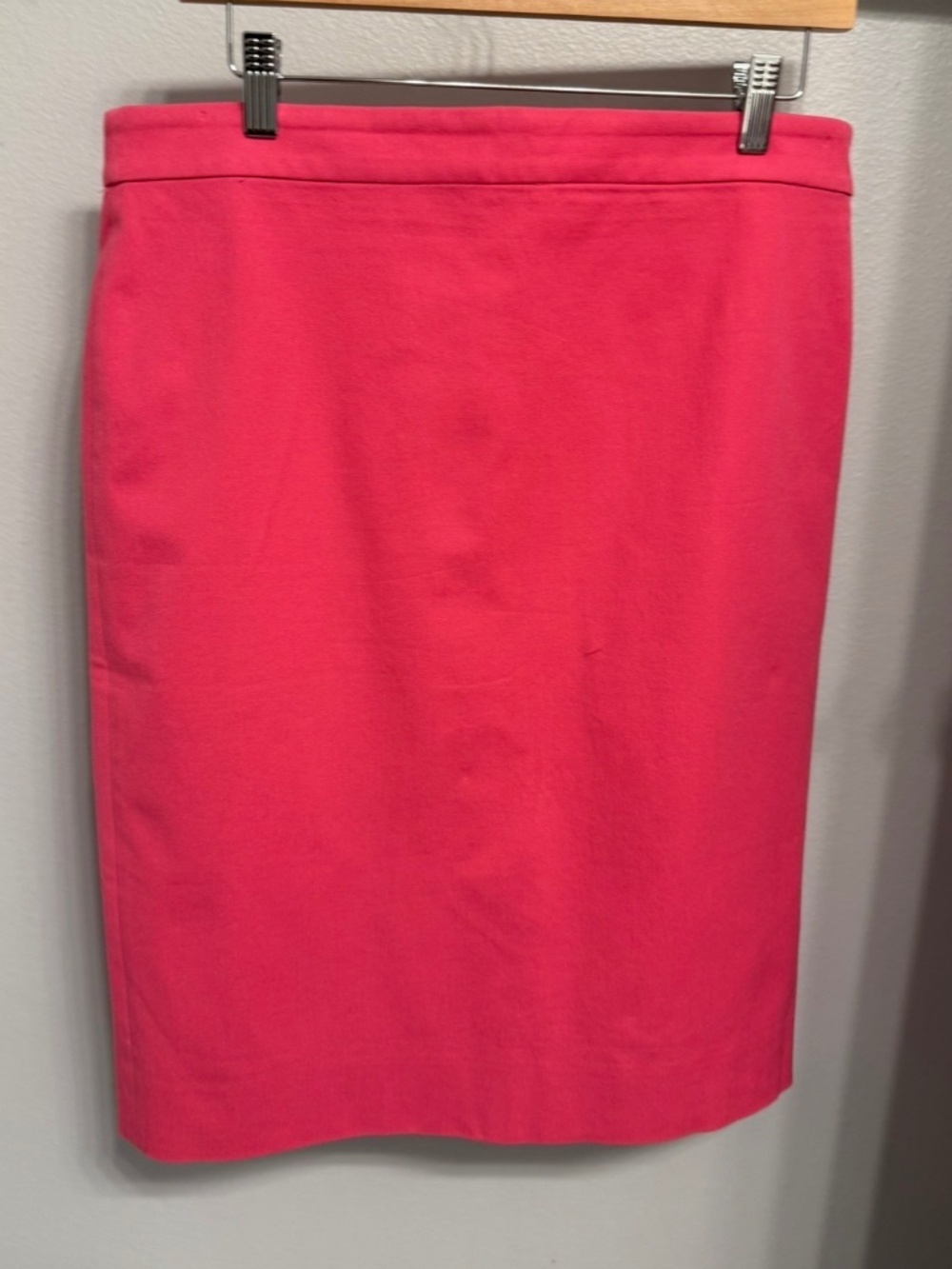 J.Crew No. 2 Pencil Skirt in Bi-Stretch Cotton Blend Vibrant Flamingo Size 10